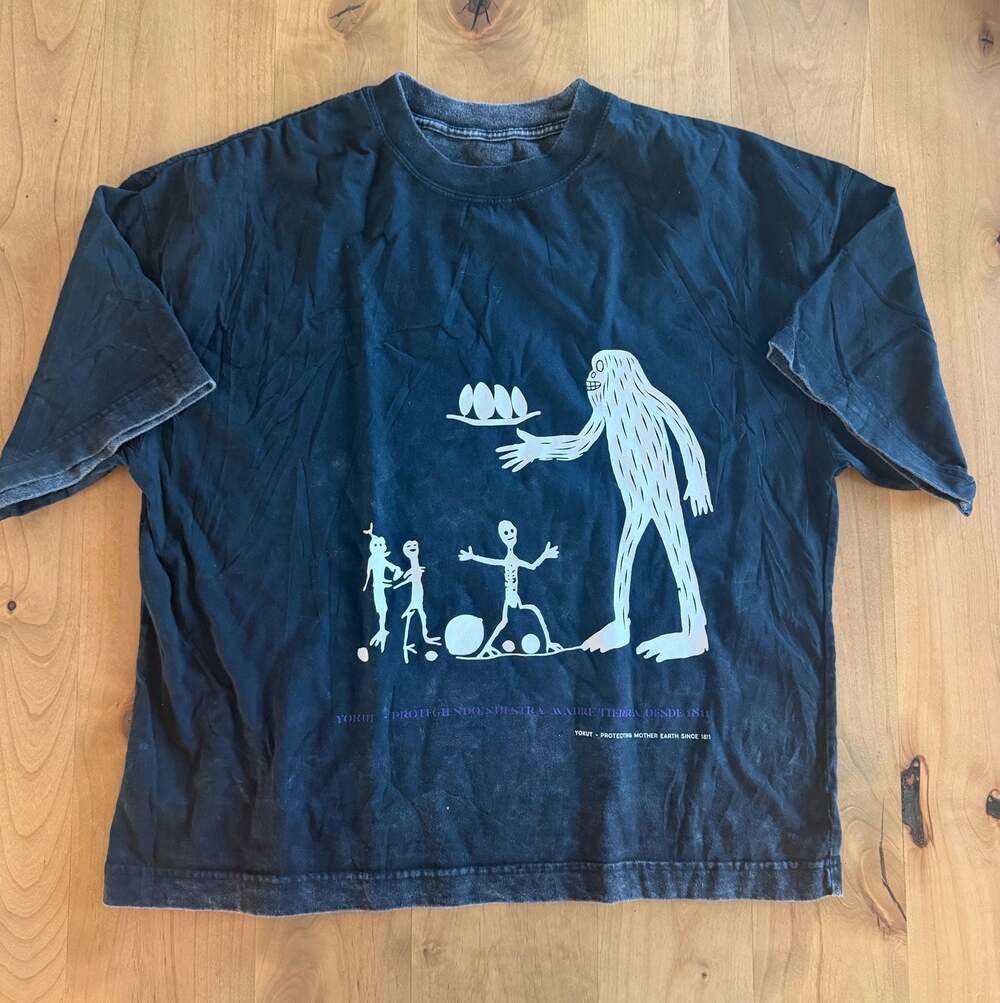 Machina Pie Grande Yokut Los Guardianes Cryptid Graphic T-Shirt